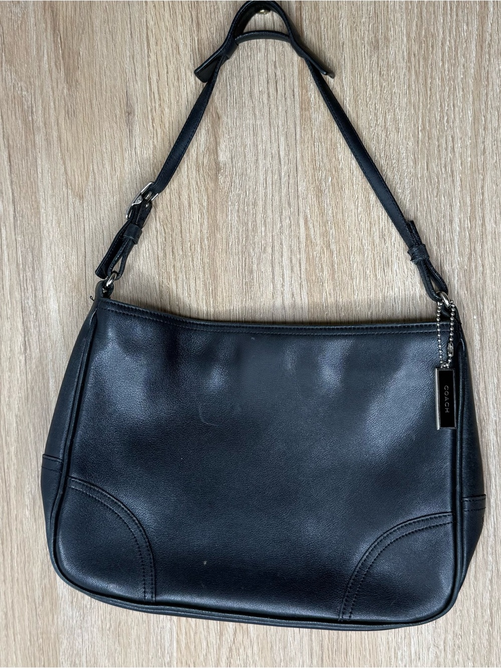VINTAGE Coach Black Leather Shoulder Bag with Logo Tag